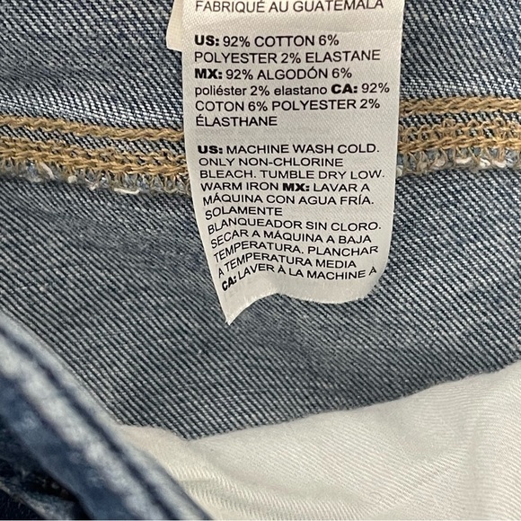 Chicos So Slimming Jeans Womens 16 Girlfriend High Rise Slim Leg Raw Hem Crop - Picture 10 of 10